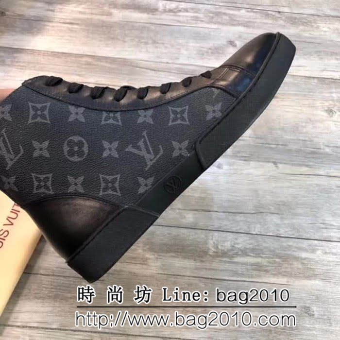 路易威登LV 專櫃新款原版牛皮配老花高幫男士休閒鞋 8FX2222